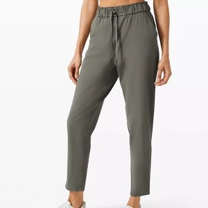 Lululemon Keep Moving Pant Crop